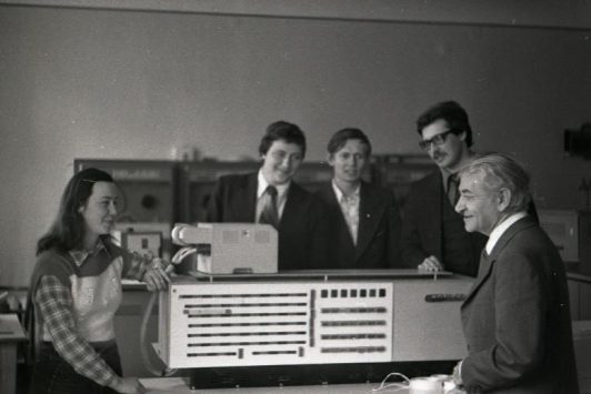 A.-V.-Dabagyan-zi-studentamy-kafedry